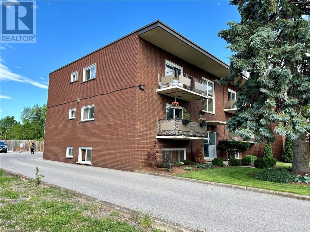 286 Vine Street Unit# 3, St. Catharines, Ontario  L2M 4T3 - Photo 28 - 40608586