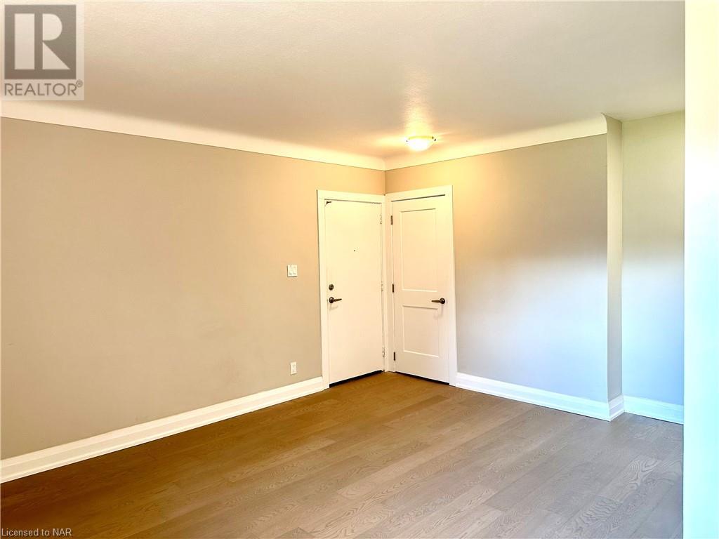 286 Vine Street Unit# 3, St. Catharines, Ontario  L2M 4T3 - Photo 5 - 40608586