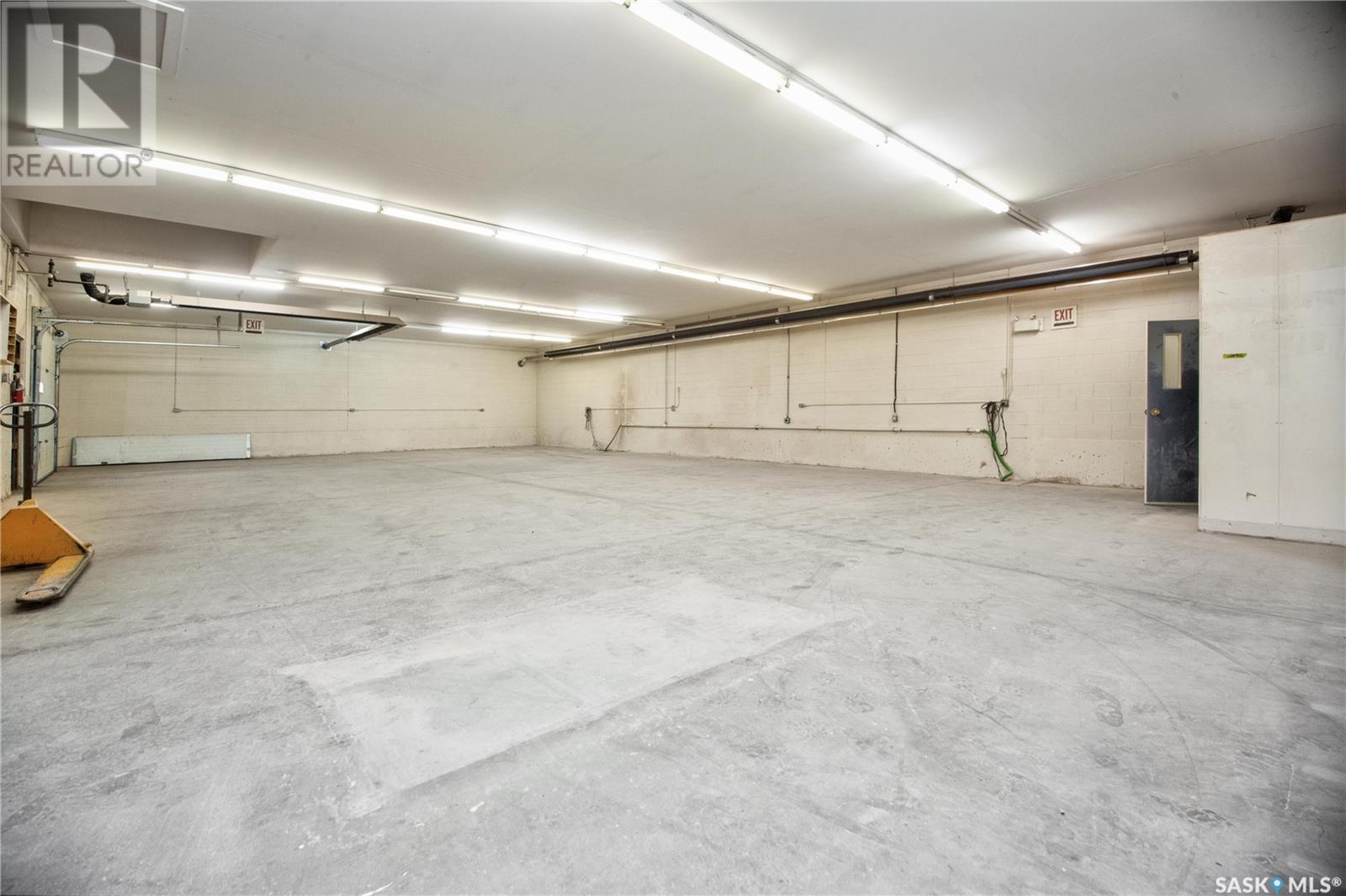 325 17th Street W, Prince Albert, Saskatchewan  S6V 3X6 - Photo 16 - SK974370