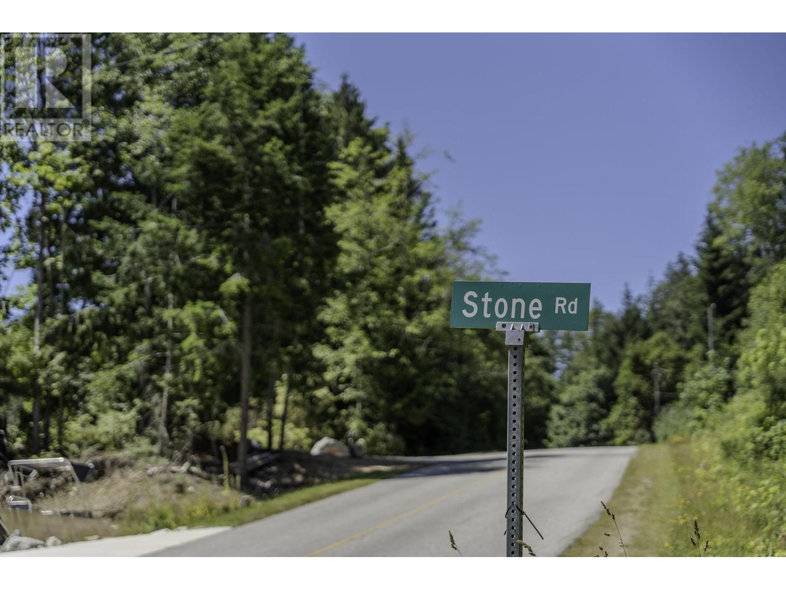 12882 STONE ROAD, pender harbour, British Columbia V0N2H1