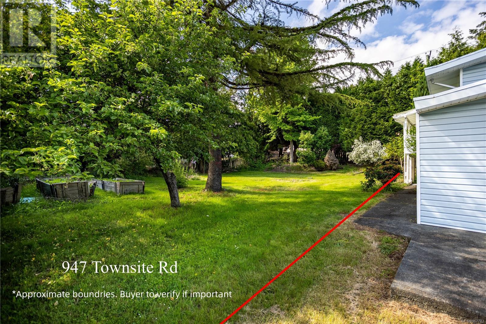 Property at 947 Townsite Rd image 5