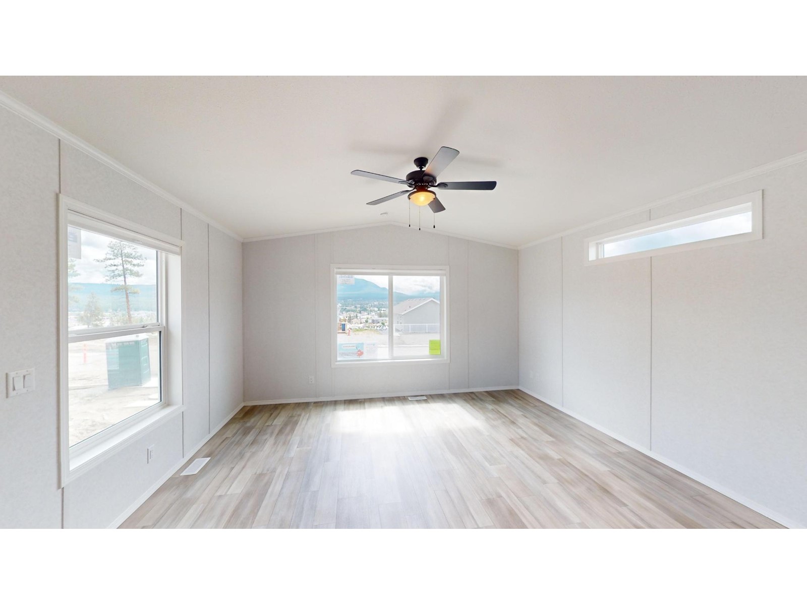 541 Steepleview Avenue, Cranbrook, British Columbia  V1C 5L3 - Photo 13 - 2477874