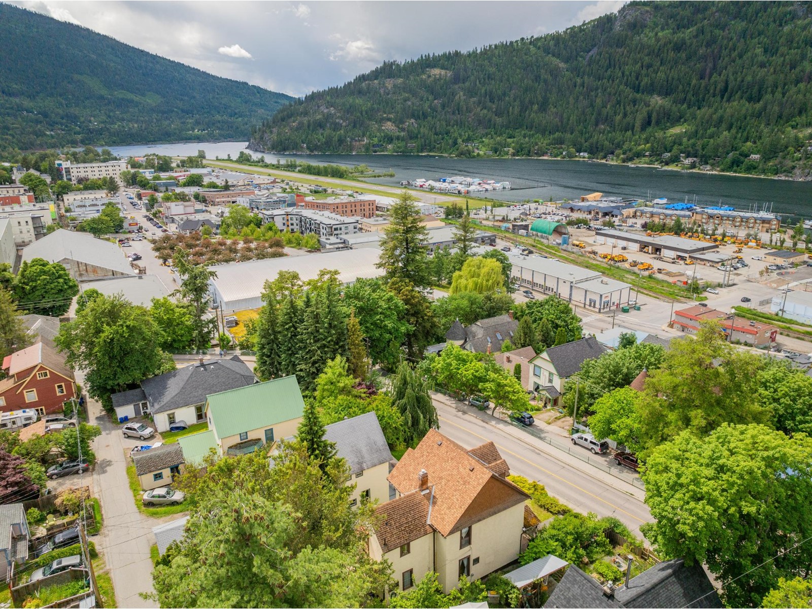 920 Edgewood Avenue, Nelson, British Columbia  V1L 4C9 - Photo 11 - 2477863