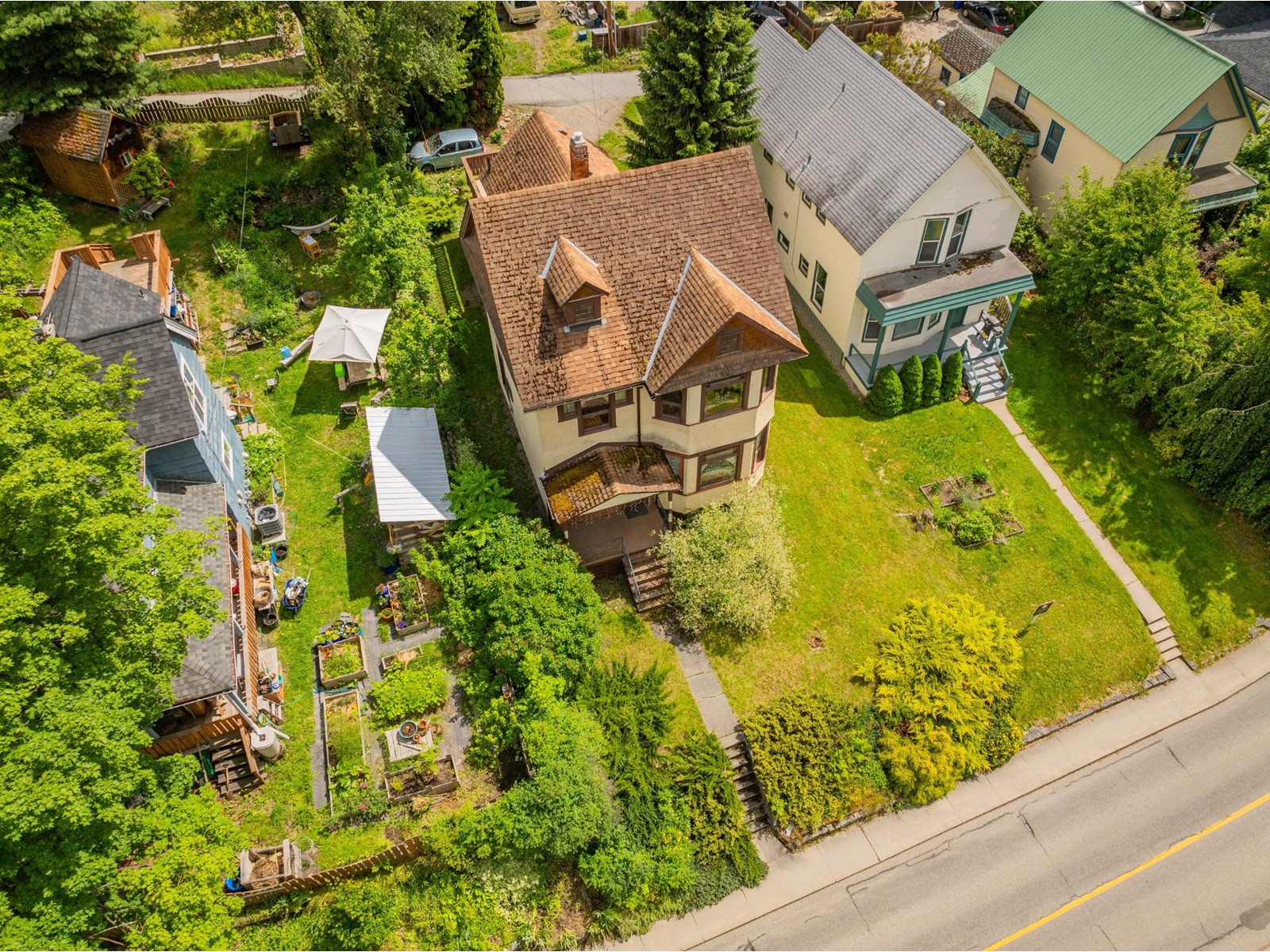 920 Edgewood Avenue, Nelson, British Columbia  V1L 4C9 - Photo 6 - 2477863