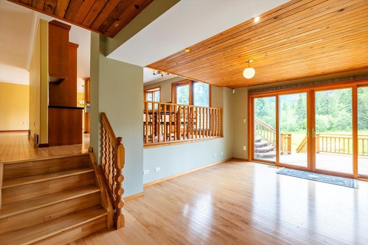 3443 Anderson Road, Fernie, British Columbia  V0B 1M1 - Photo 16 - 2477887