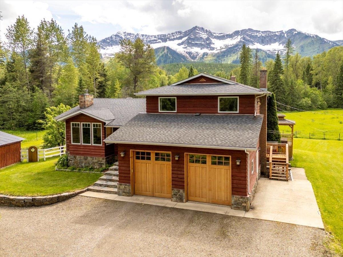 3443 Anderson Road, Fernie, British Columbia  V0B 1M1 - Photo 4 - 2477887