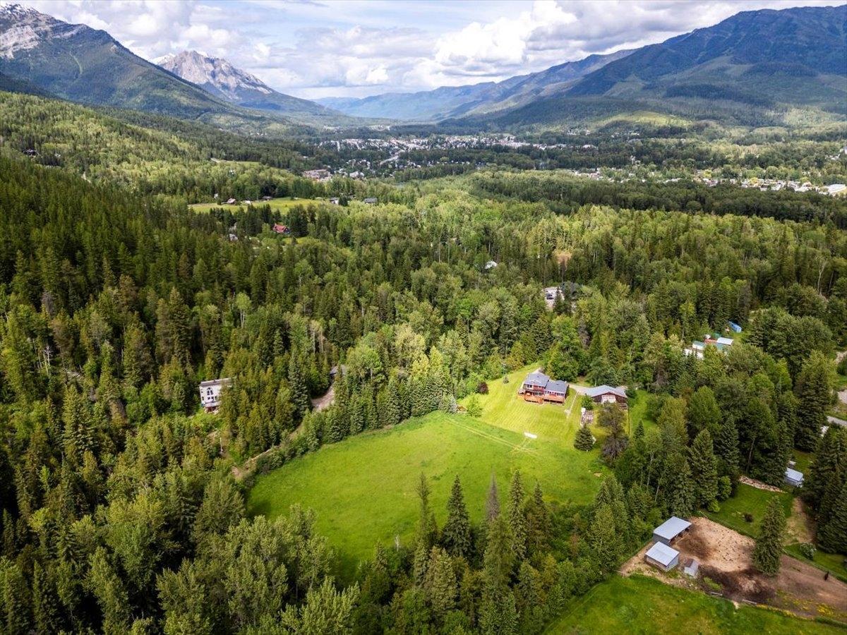 3443 Anderson Road, Fernie, British Columbia  V0B 1M1 - Photo 73 - 2477887