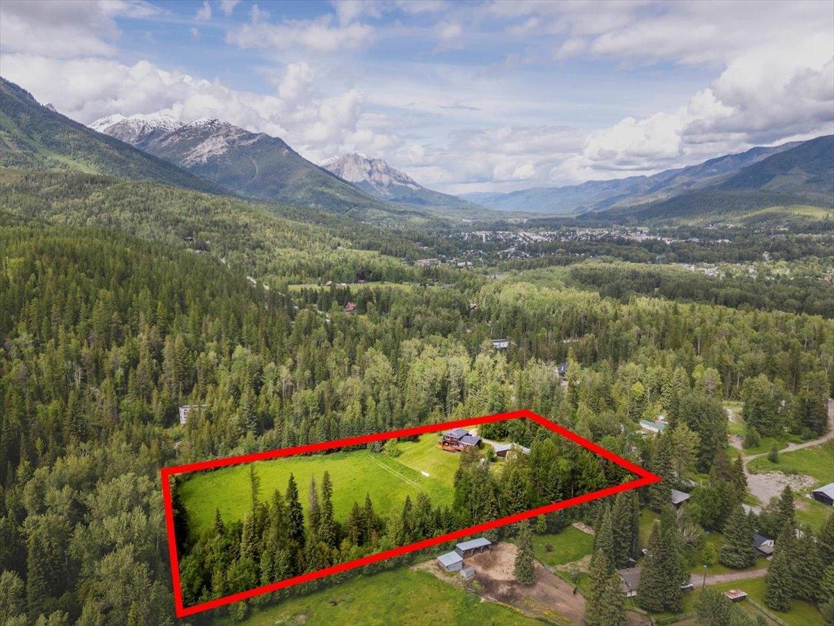 3443 Anderson Road, Fernie, British Columbia  V0B 1M1 - Photo 74 - 2477887