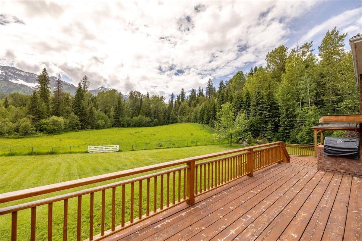 3443 Anderson Road, Fernie, British Columbia  V0B 1M1 - Photo 9 - 2477887