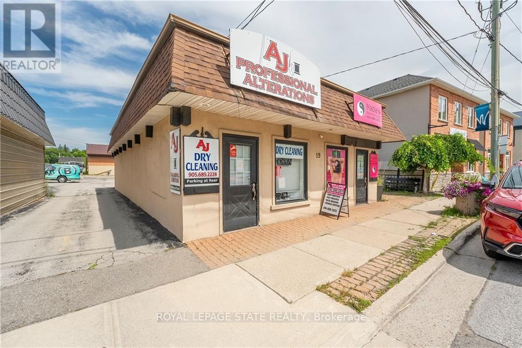 19 Main Street S, Hamilton, Ontario  L0R 2H0 - Photo 3 - X8463522