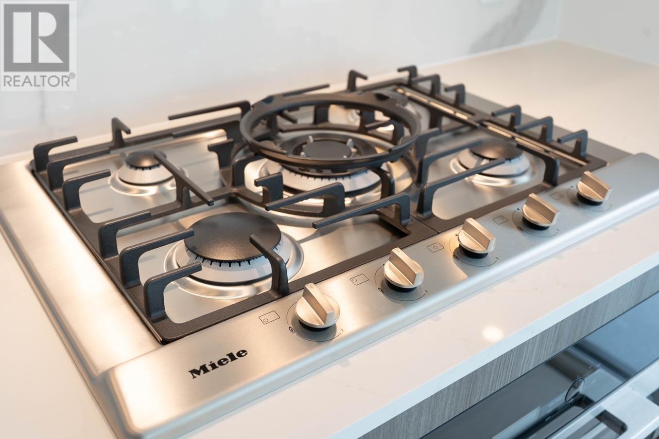 Listing Picture 6 of 19 : 3209 6537 TELFORD AVENUE, Burnaby / 本拿比 - 魯藝地產 Yvonne Lu Group - MLS Medallion Club Member