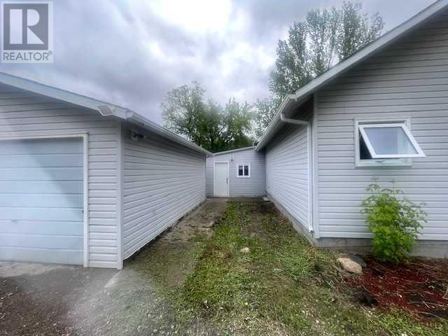 100 1 Street, Neilburg, Saskatchewan  S0M 2C0 - Photo 19 - A2143403