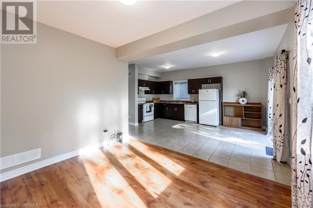 81 Wellington Street North Street, St. Catharines, Ontario  L2V 2E8 - Photo 14 - 40608767