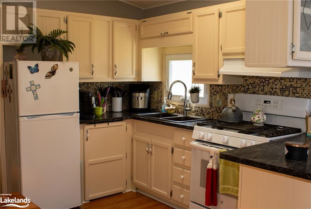 10 Winfield Drive Unit# 104, Victoria Harbour, Ontario  L0K 2A0 - Photo 11 - 40607179