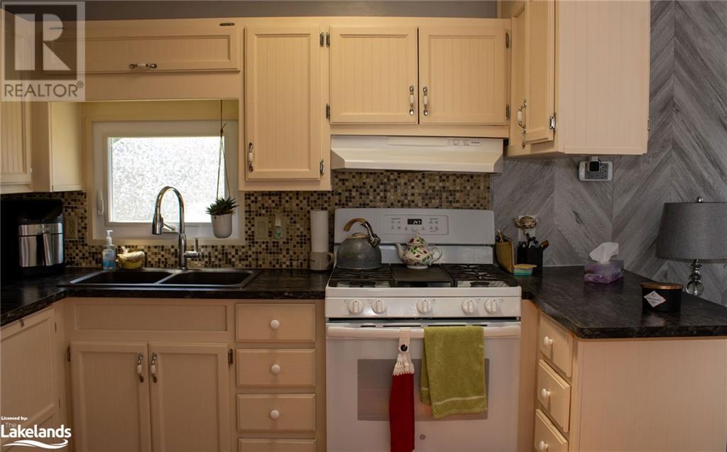 10 Winfield Drive Unit# 104, Victoria Harbour, Ontario  L0K 2A0 - Photo 12 - 40607179