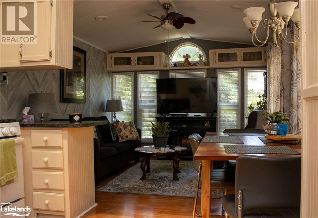 10 Winfield Drive Unit# 104, Victoria Harbour, Ontario  L0K 2A0 - Photo 13 - 40607179