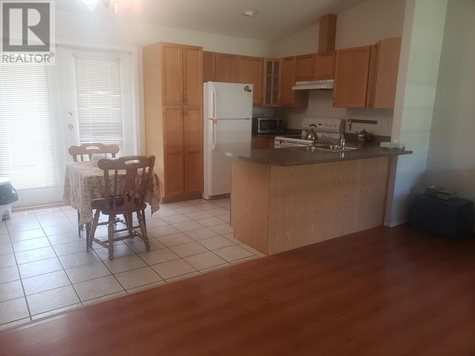 3072 Mccorvie Rd, Clearwater, British Columbia  V0E 3A0 - Photo 3 - 179291