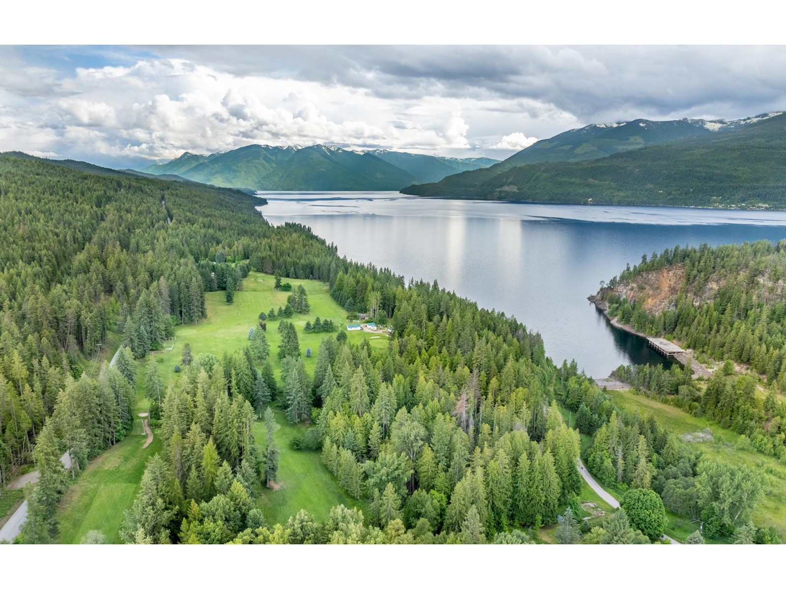 1521 Hearst Avenue, Riondel, British Columbia  V0B 2B0 - Photo 4 - 2477901