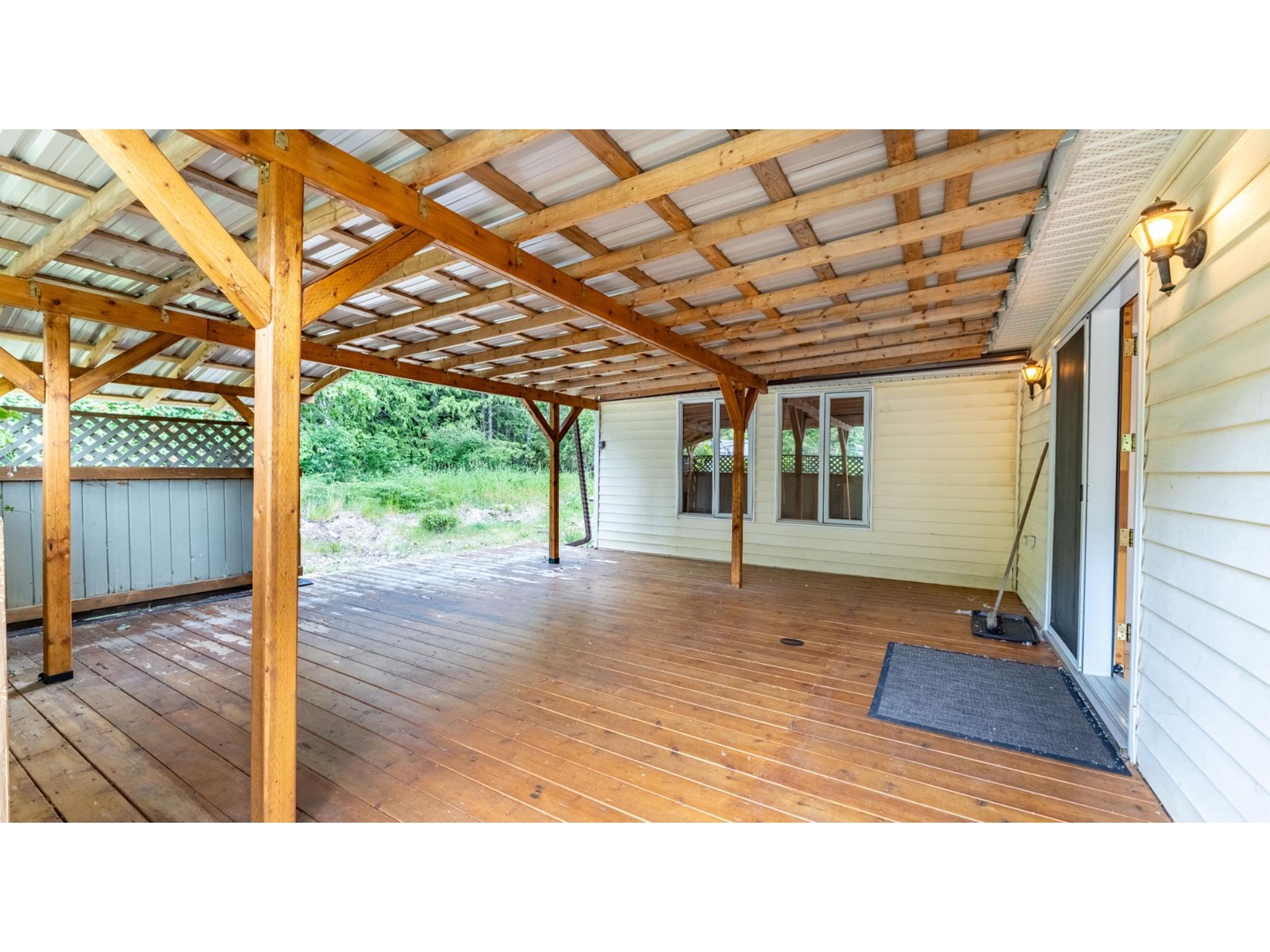 1521 Hearst Avenue, Riondel, British Columbia  V0B 2B0 - Photo 26 - 2477901