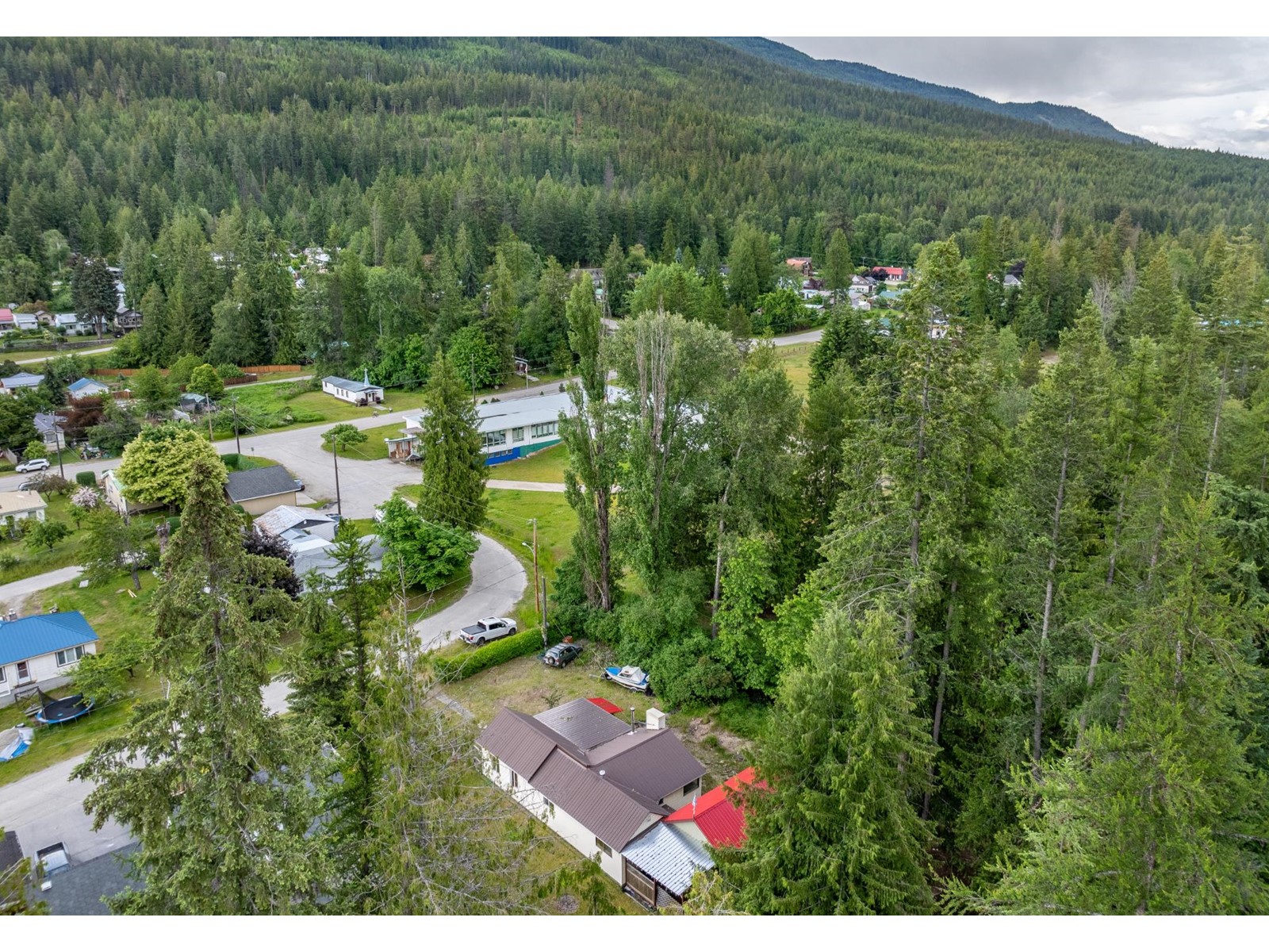 1521 Hearst Avenue, Riondel, British Columbia  V0B 2B0 - Photo 34 - 2477901