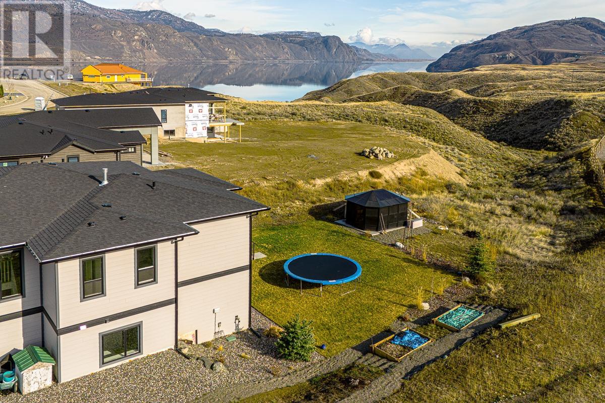 362 Rue Cheval Noir, Tobiano, British Columbia    - Photo 66 - 179393