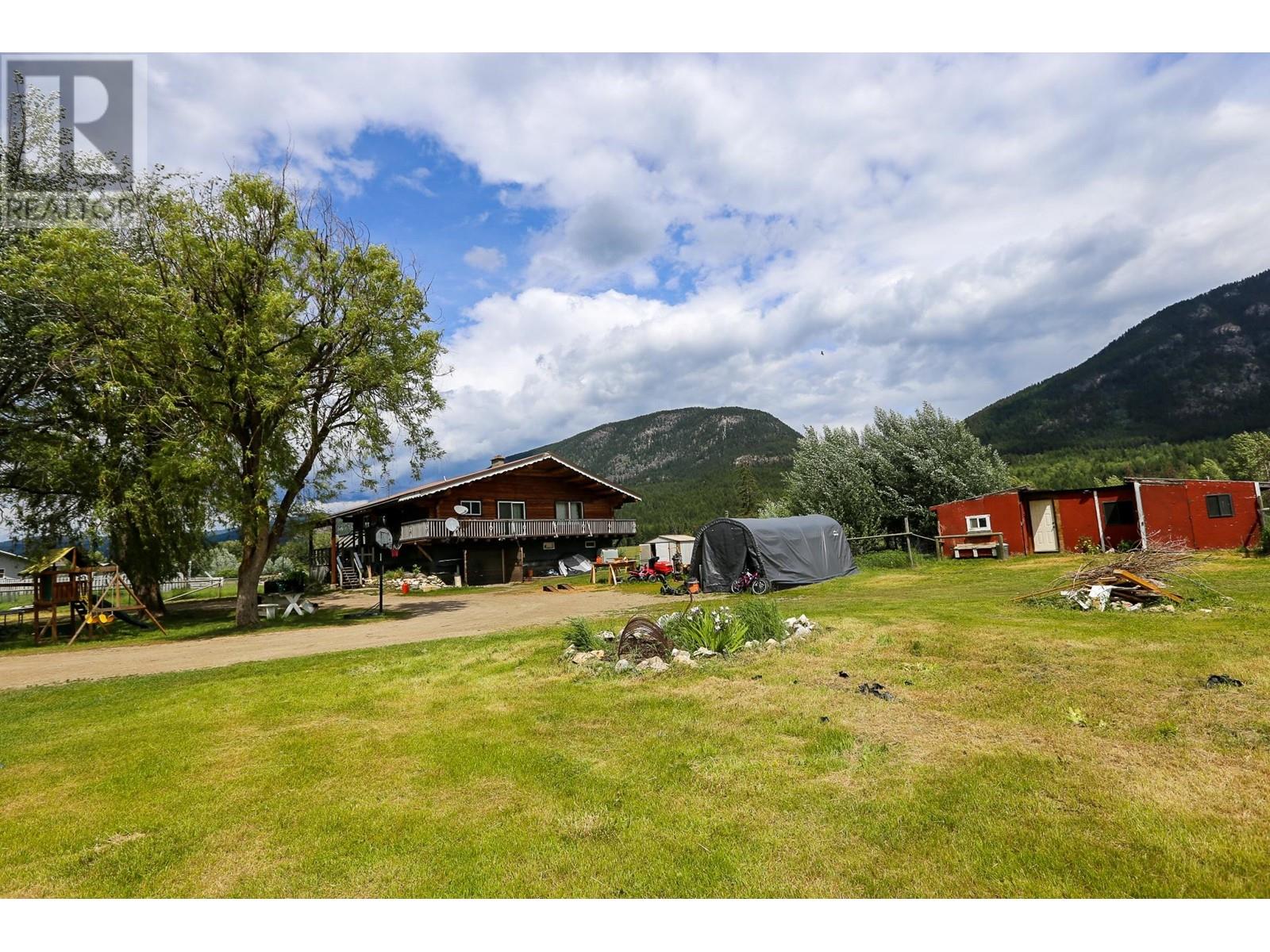 4086 DIXON CREEK ROAD, barriere, British Columbia