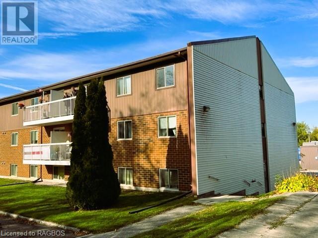 325 Lambton Street, Kincardine, Ontario  N2Z 0E3 - Photo 10 - 40609902