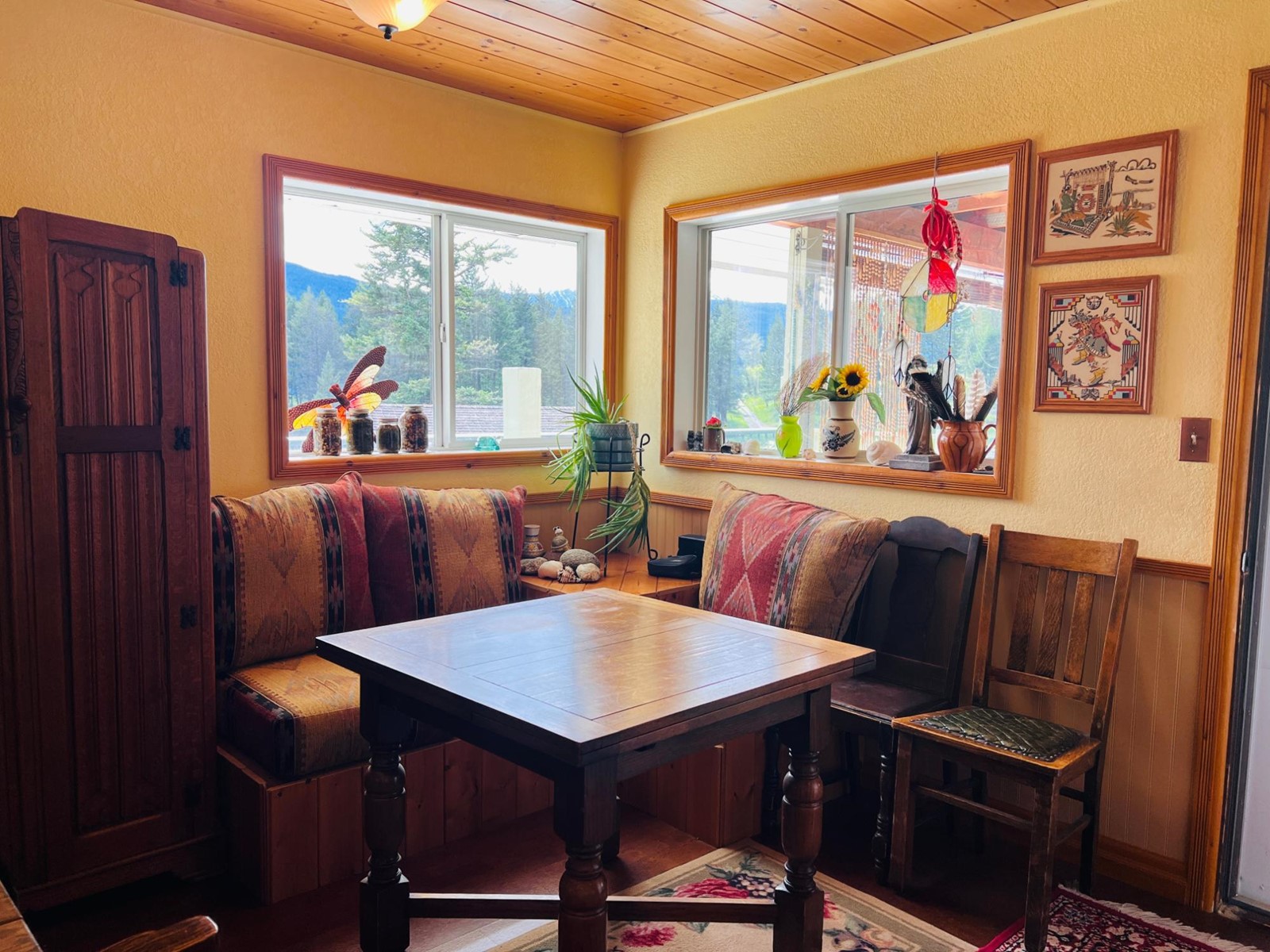 5660 Hewitt Road, Edgewater, British Columbia  V0A 1E0 - Photo 13 - 2477905