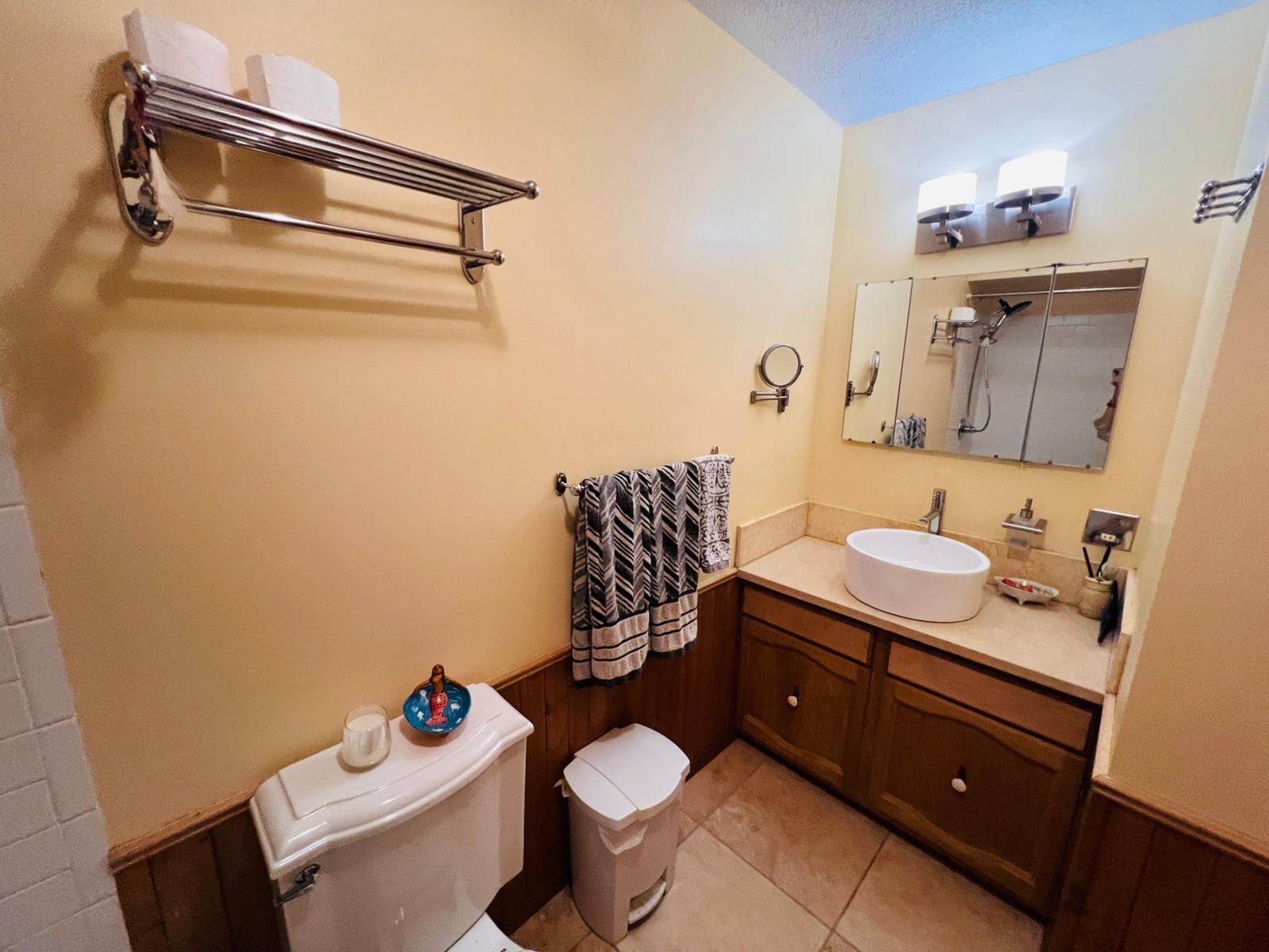 5660 Hewitt Road, Edgewater, British Columbia  V0A 1E0 - Photo 35 - 2477905