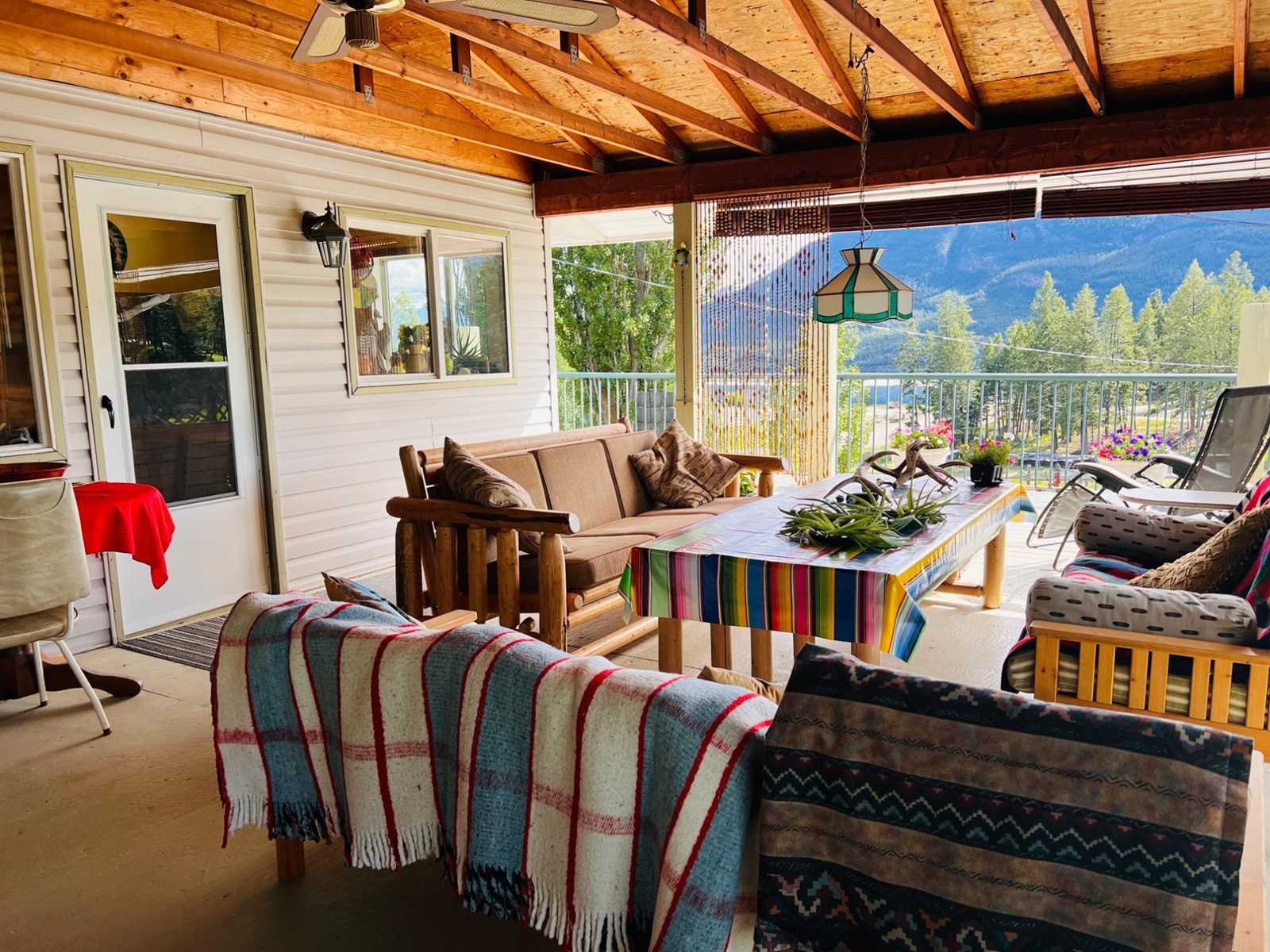 5660 Hewitt Road, Edgewater, British Columbia  V0A 1E0 - Photo 57 - 2477905