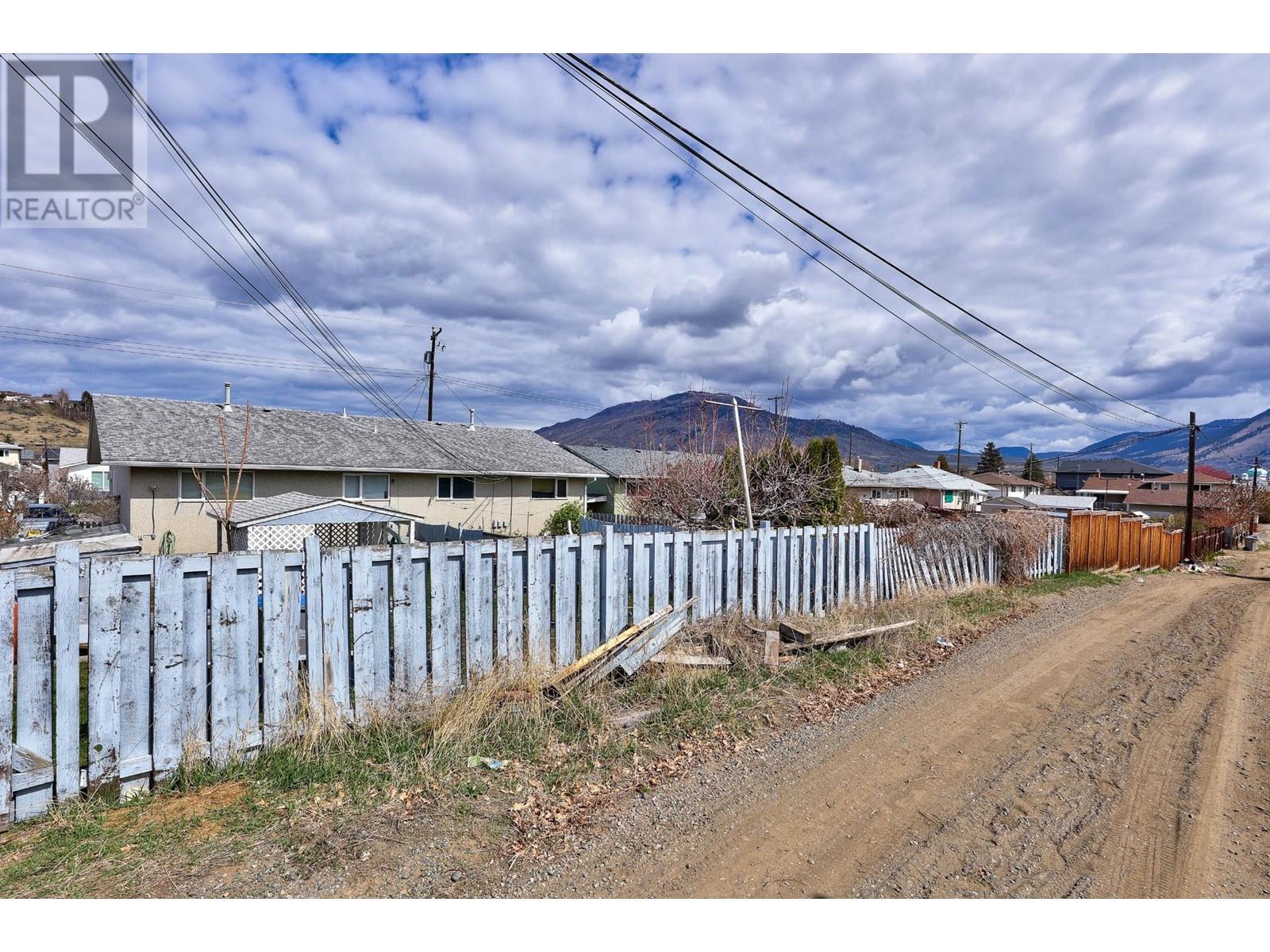 1057/1059 Lethbridge Ave, Kamloops, British Columbia  V2B 1Y1 - Photo 10 - 178502
