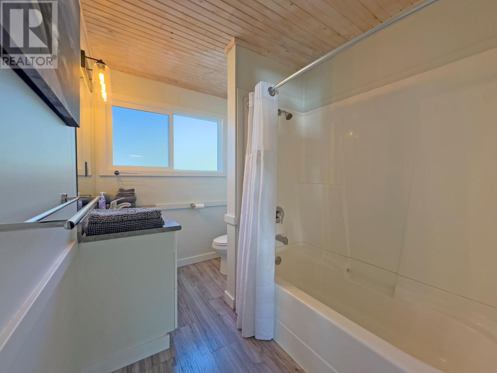 2373 Loon Lake Rd, Loon Lake, British Columbia    - Photo 10 - 179408