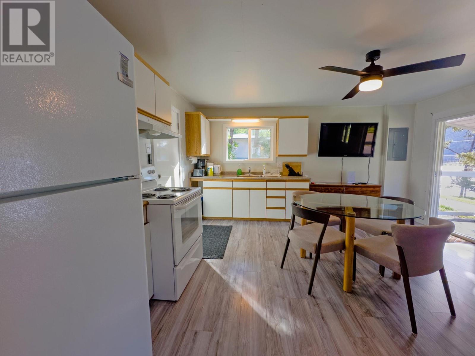 2373 Loon Lake Rd, Loon Lake, British Columbia    - Photo 9 - 179408