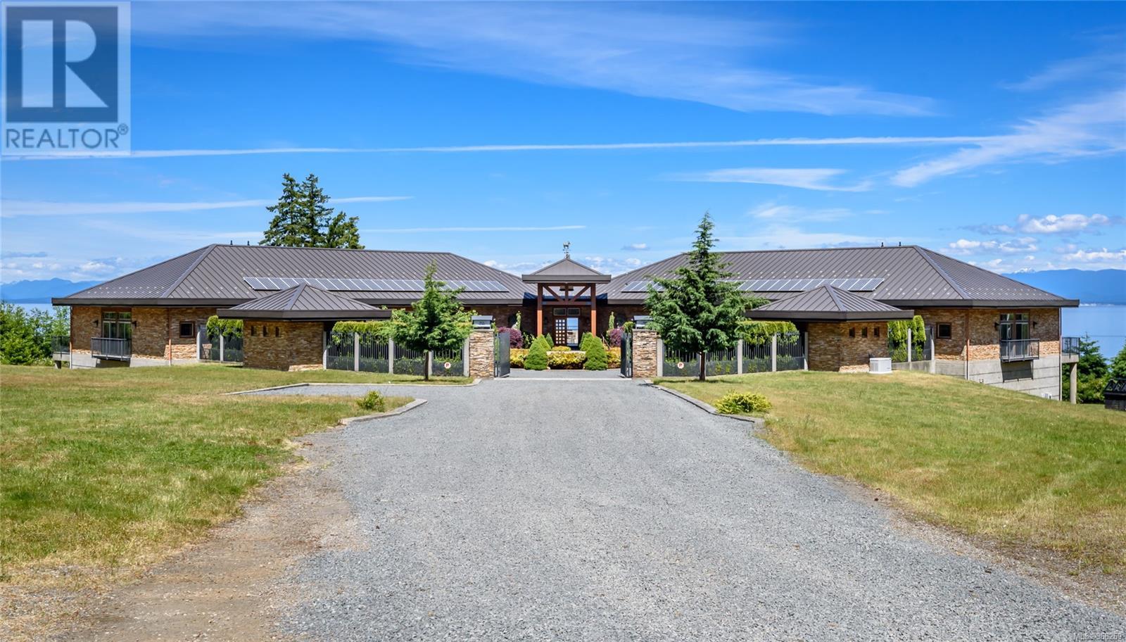 7939 Lenwood Rd, Merville, British Columbia  V0R 2M0 - Photo 2 - 968269