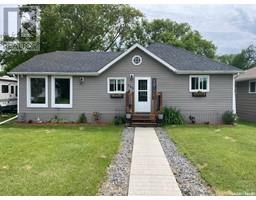 309 4th Avenue E, Canora, Ca