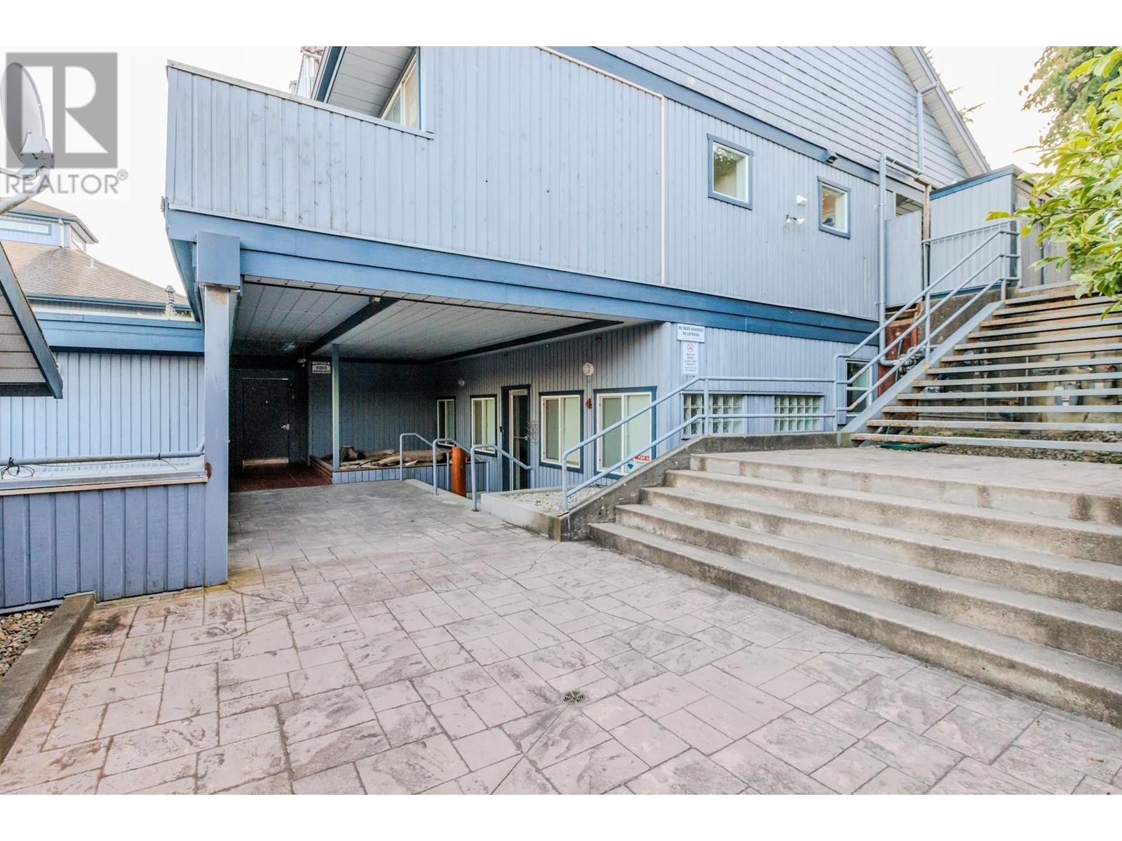 4 292 Gower Point Road, Gibsons, British Columbia  V0N 1V0 - Photo 2 - C8060208