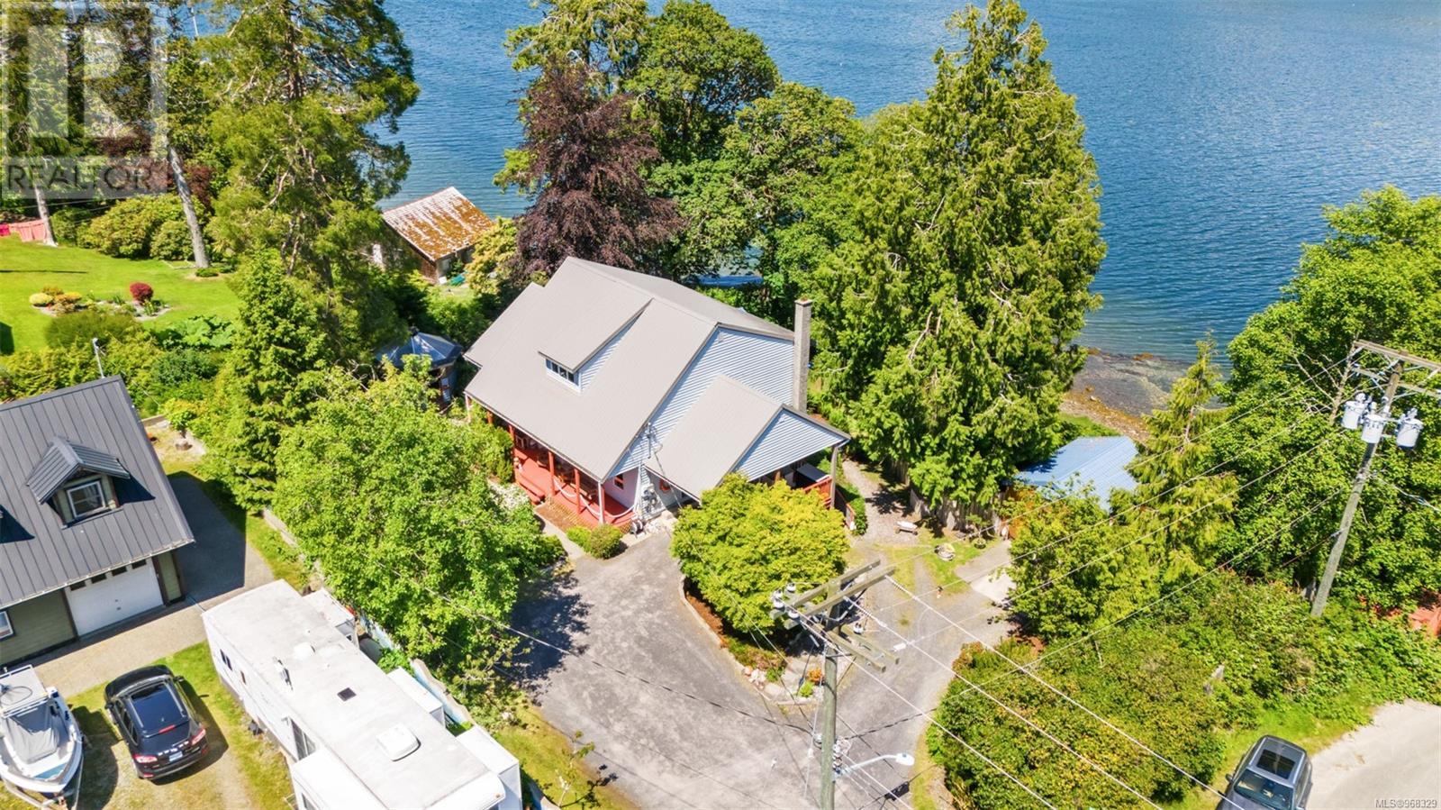 131 Garden St, ucluelet, British Columbia