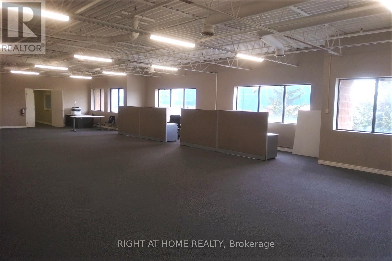 3,4,7,8 - 62 Plant Farm Boulevard, Brantford, Ontario  N3S 7W3 - Photo 4 - X8469008