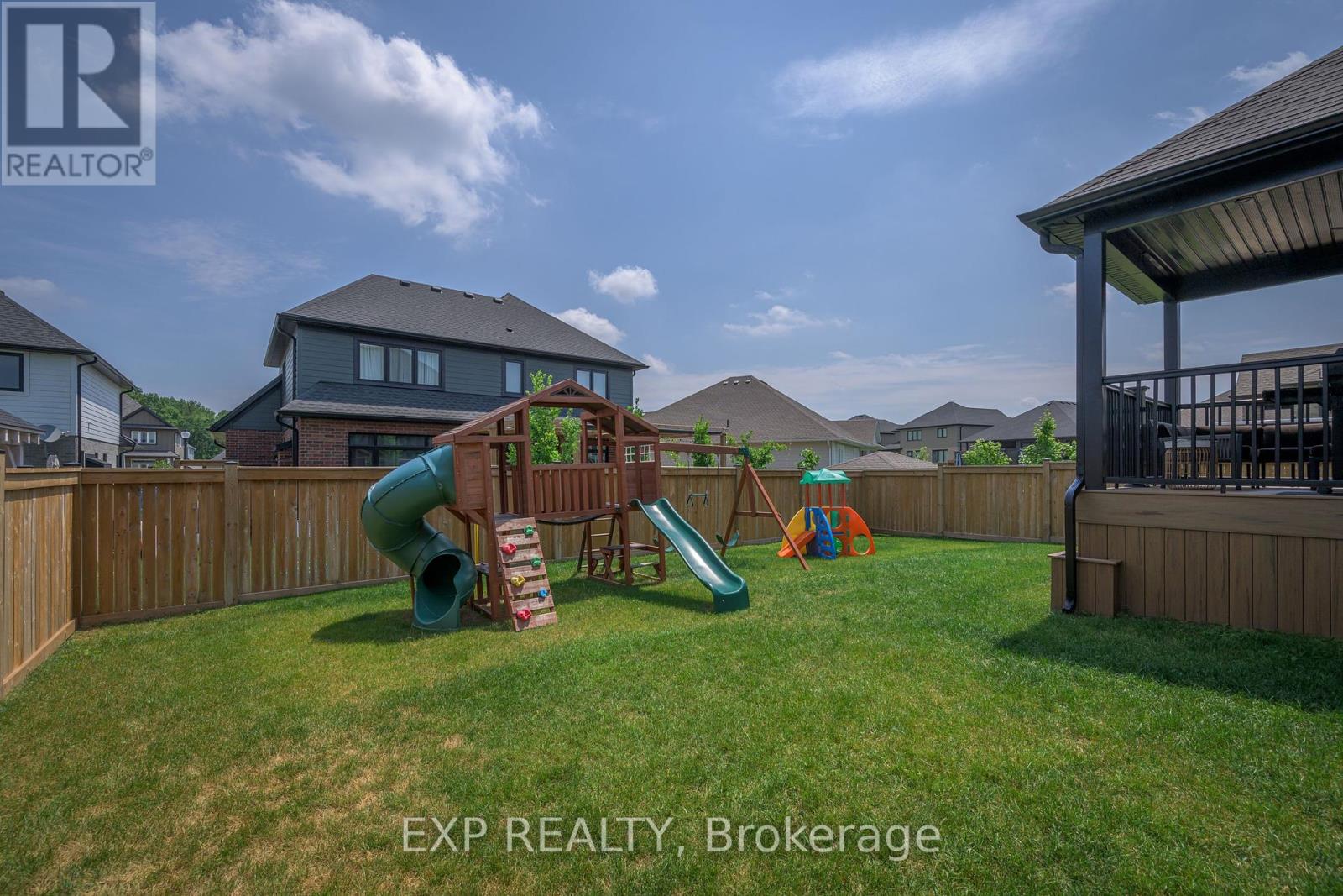 17 Mill Pond Crescent, Thames Centre, Ontario  N0L 1G2 - Photo 4 - X8469266