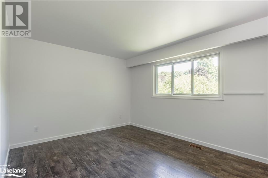 53 Hill Top Drive, Penetanguishene, Ontario  L9M 1H3 - Photo 14 - 40609981