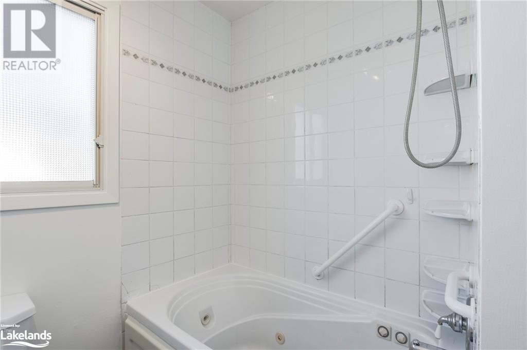 53 Hill Top Drive, Penetanguishene, Ontario  L9M 1H3 - Photo 20 - 40609981