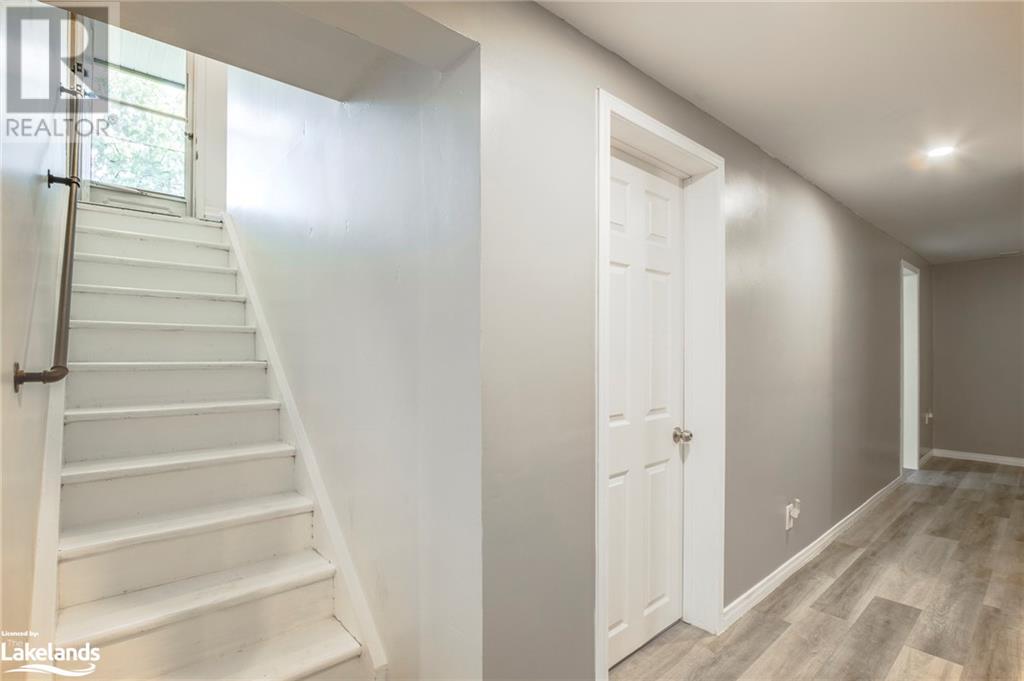 53 Hill Top Drive, Penetanguishene, Ontario  L9M 1H3 - Photo 21 - 40609981