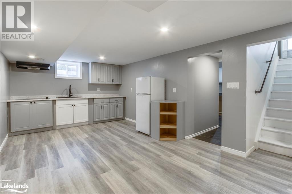 53 Hill Top Drive, Penetanguishene, Ontario  L9M 1H3 - Photo 24 - 40609981