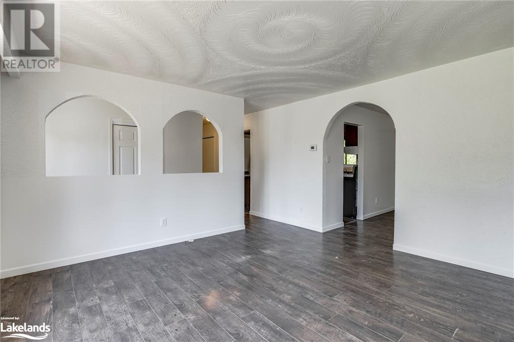 53 Hill Top Drive, Penetanguishene, Ontario  L9M 1H3 - Photo 7 - 40609981