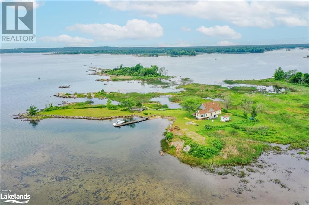 2 IS 420 GEORGIAN BAY Island, georgian bay, Ontario