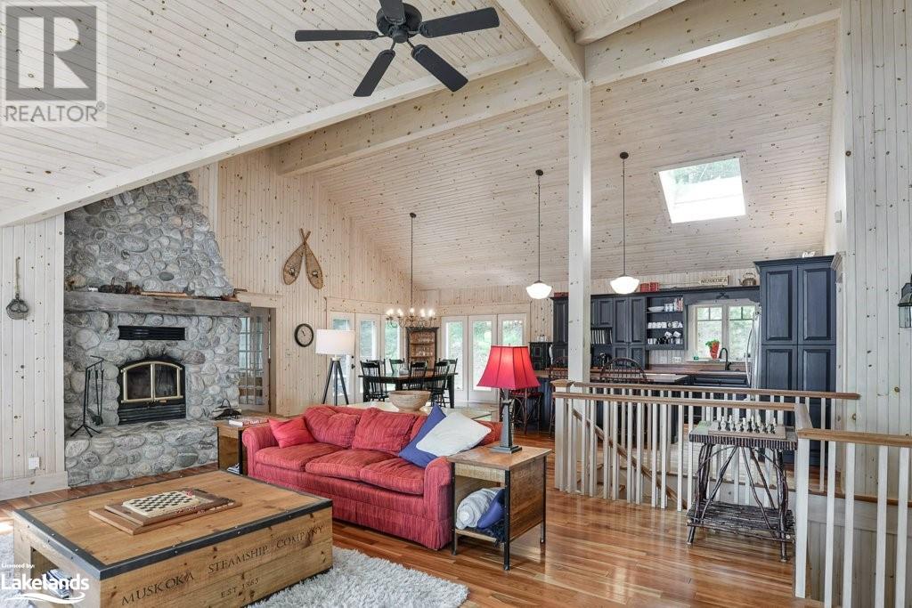 7 Pine Island Island Unit M81, Milford Bay, Ontario P0B 1B0 (27079794