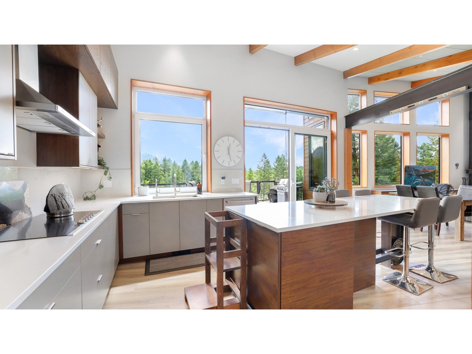 2160 Kootenay 3 Road, Windermere, British Columbia  V0B 2L1 - Photo 9 - 2477937