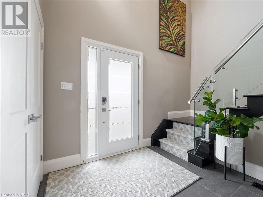 484 Millen Road Unit# 2, Stoney Creek, Ontario  L8E 6G4 - Photo 7 - 40610573