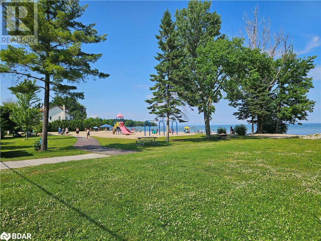 732 Chestnut Street, Innisfil, Ontario  L9S 2H8 - Photo 4 - 40610390