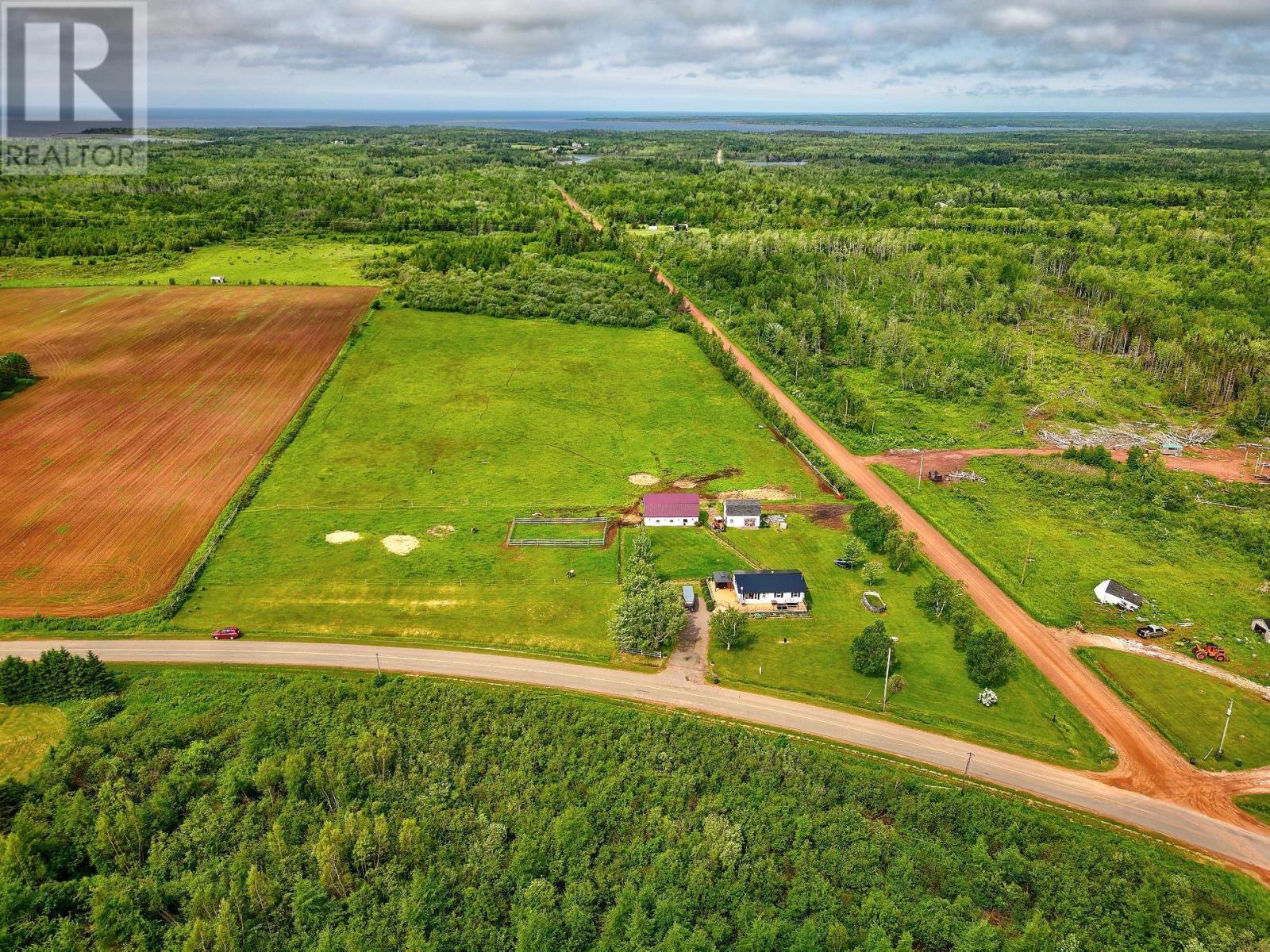 495 Diversion Road, Mount Pleasant, Prince Edward Island  C0B 1J0 - Photo 6 - 202312529